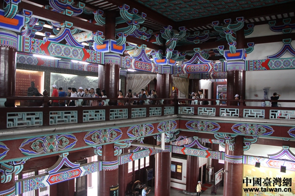 �ɰ�����W(xu��)�����M(j��n)ɽ������(j��)�Ř����x ׷�����A�Ļ�