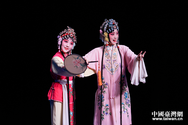 雅韻昆臺(tái)共知音 兩岸昆曲人以曲對(duì)話共謀發(fā)展 雅韻昆臺(tái)共知音 兩岸昆曲人以曲對(duì)話共謀發(fā)展