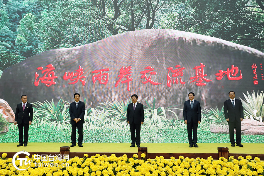 ���{�ɰ���������