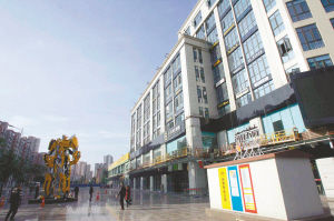 �ĳɶ��ǅ^(q��)һ·����������ۯ�h��Դ�(zh��n)��һ����С�(zh��n)��ӳ���ۺ���������ݼ���(zh��n)��һ������ĵط���