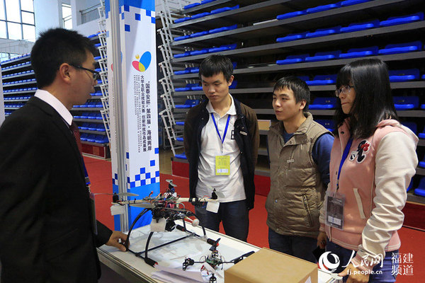 ���Ը����r�ִ�W�����S��������������ͬ�W�ĺ��� �u���z