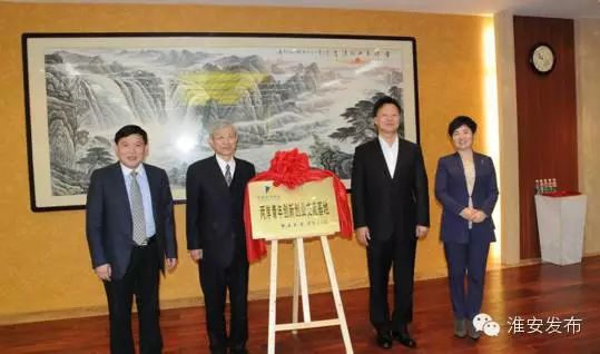 �������_(t��i)�����A��W(xu��)������¡��14����������һ��ӭ������Ĵ��L(f��ng)��(l��i)�����������@���ɰ����ꄓ(chu��ng)��(chu��ng)�I(y��)�����}�_(k��i)չ���콻�����(d��ng)��