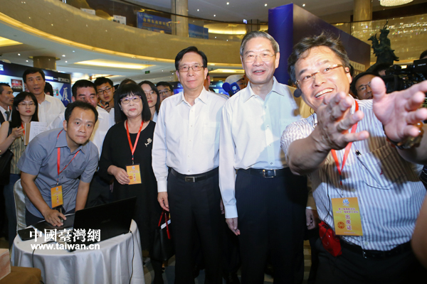 �ڡ�����չ�^(q��)���������_��������p��־܊��B���ütɫ���r�������ġ��r���r������