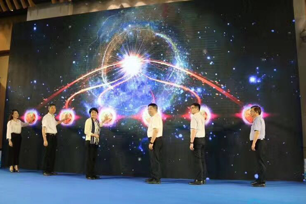 ���ҿ����{Փ���������ڣ������sֵ�õĺ��{���s��������