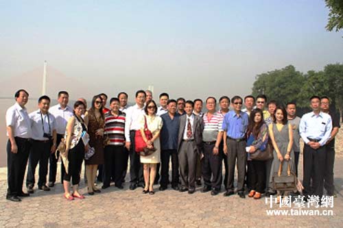 �I���и����L(zh��ng)�f������c���ӻ��(d��ng)���_(t��i)�����e���S��߅��Ӱ��