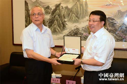 浙江省委常委龔正會(huì)見南投縣參訪團(tuán)一行 浙江省委常委龔正會(huì)見南投縣參訪團(tuán)一行