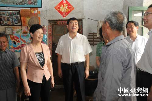 山東省臺辦機(jī)關(guān)黨委到沾化縣與基層黨員共慶七一 山東省臺辦機(jī)關(guān)黨委到沾化縣與基層黨員共慶七一