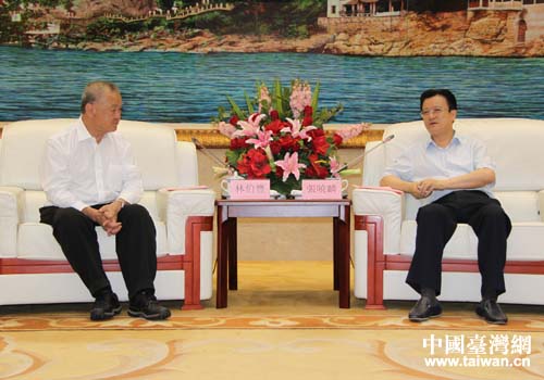 �й��R��ɽ��ί��(sh��)ӛ�������(hu��)Ҋ(ji��n)�_(t��i)�����̅f(xi��)�M(j��n)��(hu��)�����L(zh��ng)���_(t��i)�����F(tu��n)�����L(zh��ng)�ֲ��S