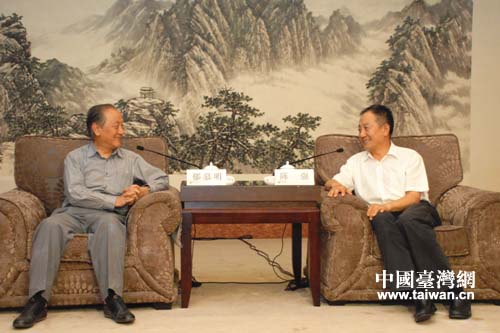 7��31�գ����ʡί��ί��ʡί�y(t��ng)��(zh��n)�����L(zh��ng)ꐏ�(qi��ng)��(hu��)Ҋ(ji��n)�_(t��i)�����h��ϯ��Ľ��һ��