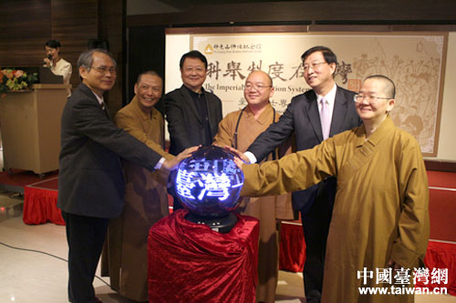 �ɰ�����ļ��e��ͬ��չ�[�_������(d��ng)����