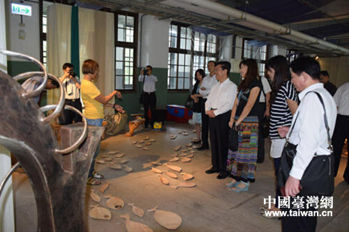 省政協(xié)主席楊松考察臺(tái)北松山文創(chuàng)園 省政協(xié)主席楊松考察臺(tái)北松山文創(chuàng)園