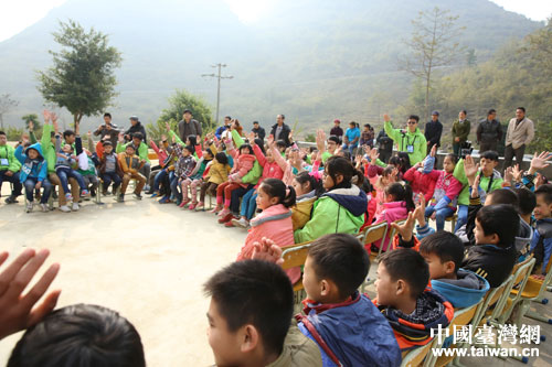 臺灣毛克利銀島探索體驗營在廣西田陽縣那滿鎮(zhèn)開營 臺灣毛克利銀島探索體驗營在廣西田陽縣那滿鎮(zhèn)開營