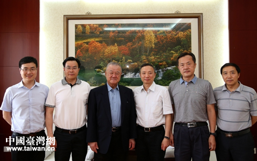 會(huì)見合影 會(huì)見合影