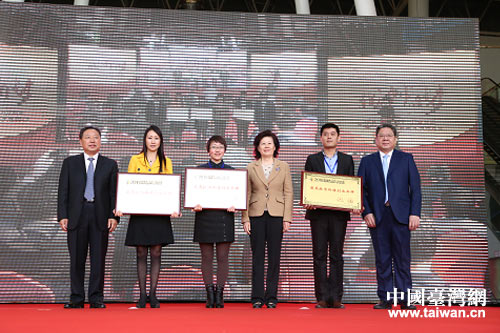 12�҃ɰ���С��I(y��)�I(l��ng)��(ji��ng)