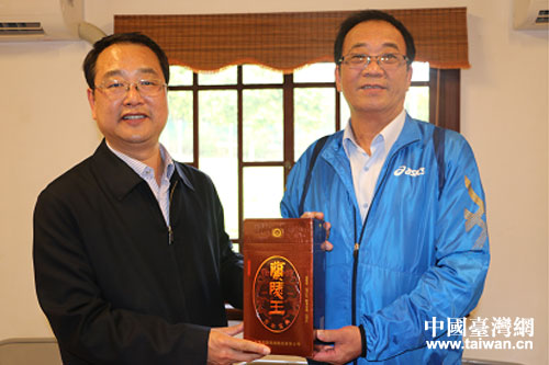 ���B�ٕ�ӛ����һ���c�û��h�h�T���û�ʒ�����H��������ʒ���⣨��һ����Ӱ