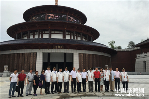 ���L�F(tu��n)һ�����[�tľ�Ļ����[����