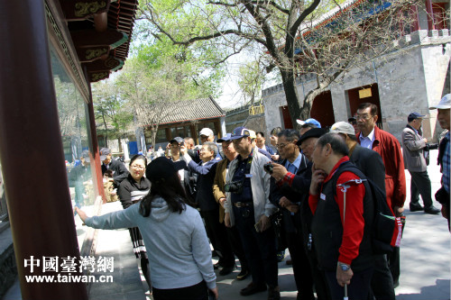 參訪團(tuán)到承德避暑山莊參觀 參訪團(tuán)到承德避暑山莊參觀