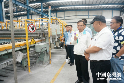 參觀生產(chǎn)車間 參觀生產(chǎn)車間