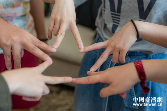 �C(j��)��(ch��ng)�քe�r(sh��)���ñ˴˵��p�ֽM�����x�ġ�����"