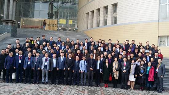 �f��: ���ް����c��λ��Ӱ