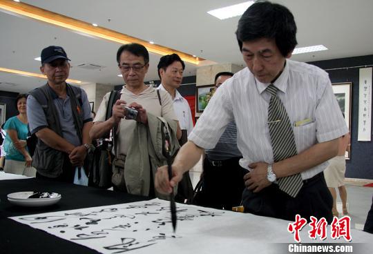 ������۵ĕ������ڽ���չ�τ�(chu��ng)��