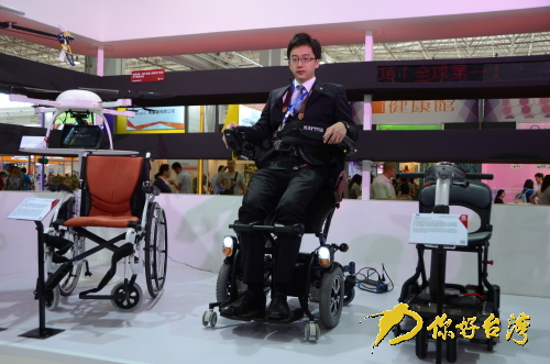 臺灣名品博覽會開幕 高科技產(chǎn)品驚艷亮相 臺灣名品博覽會開幕 高科技產(chǎn)品驚艷亮相