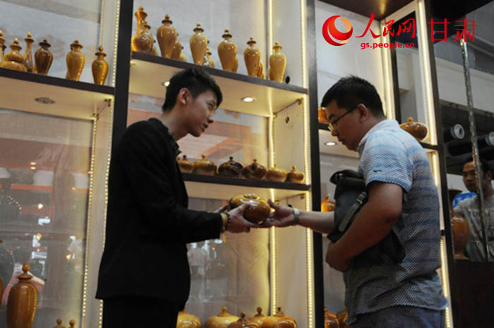 �D���״΅�չ�ęuľ���a(ch��n)�S�ҵĹ����ˆT����˽�B�@�N�_������ɽ���е�ľ�����ɵĹ�ˇƷ ���ϼ �z