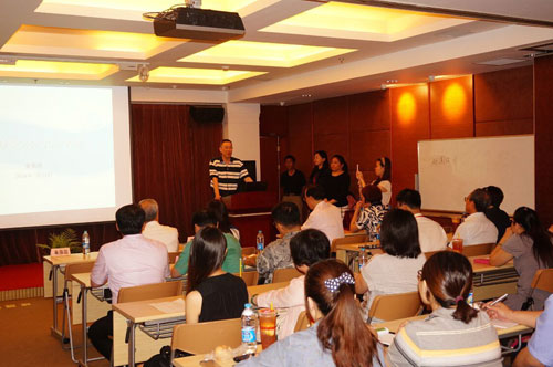 7��22�����Ϻ����_(t��i)�f(xi��)�ʳ��ί��(hu��)���_������ӑ��(hu��)��