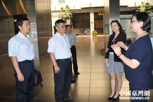 �����F(tu��n)���^�_���������������(w��)��d�� ȡ���P(gu��n)ؓ(f��)؟(z��)����r��B���������ܵ��乫�_����Ч������ķ���(w��)��ʽ