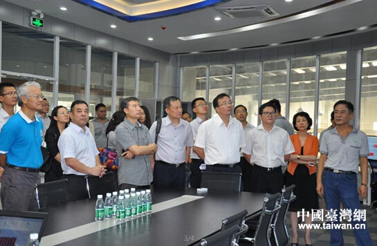 聯(lián)合調(diào)研組一行參觀濠瑋電子科技(惠州)有限公司物聯(lián)網(wǎng) 聯(lián)合調(diào)研組一行參觀濠瑋電子科技(惠州)有限公司物聯(lián)網(wǎng)