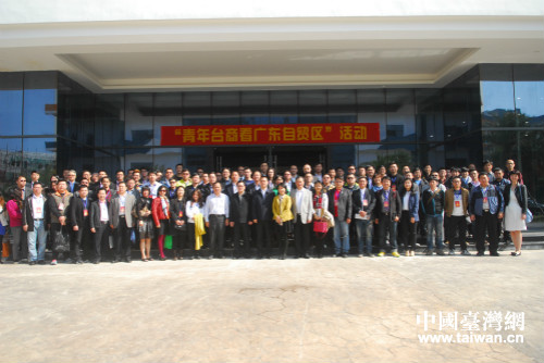 �����_�̿��V�|���Q(m��o)�^(q��)���