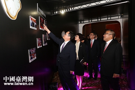 �I(l��ng)��(d��o)���e�c��(hu��)�Lһͬ�^���_(t��i)�f(xi��)�l(f��)չ�v��