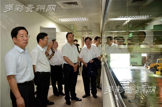 參訪團(tuán)一行實(shí)地考察臺(tái)北市垃圾焚化廠 參訪團(tuán)一行實(shí)地考察臺(tái)北市垃圾焚化廠