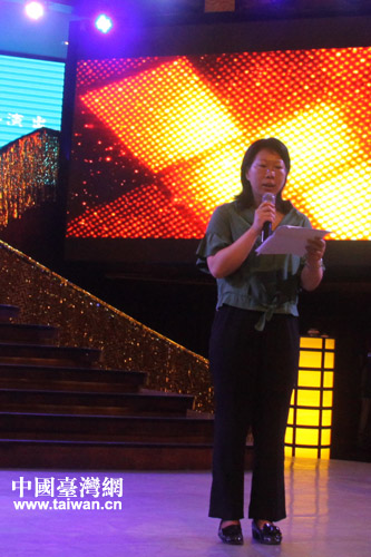 北京市教委港澳臺辦副主任鄧新華 北京市教委港澳臺辦副主任鄧新華