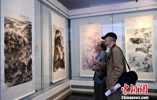 “墨韻昆山·夢(mèng)緣兩岸”美術(shù)書法詩(shī)歌作品展昆山開(kāi)展 “墨韻昆山·夢(mèng)緣兩岸”美術(shù)書法詩(shī)歌作品展昆山開(kāi)展