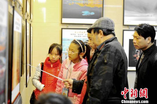 �D��@����Ʒչ�[���zӰ������С���єzӰ��������