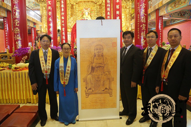 ��l(f��)ƽ�������䮔(d��ng)ɽ����ɽ�Ȼ����������~��ٛ��Ѳ�������ϵۮ���