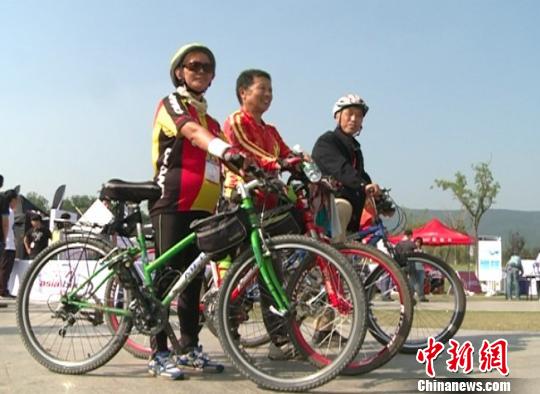 �Ͼ����ס��Tʿ����܇�h(hu��n)���_��15�컨�M������ǧ