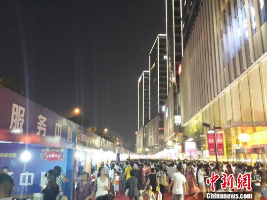 臺灣夜市組團(tuán)襲浙江推“親浙”美食(圖)