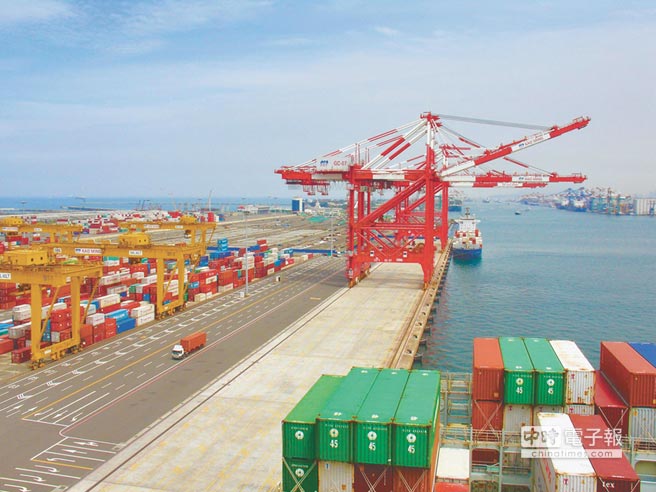 ��(j��ng)���������N�ӆΣ�4��(du��)ꑸ۽ӆ�ؓ(f��)���L(zh��ng)10.3%����(chu��ng)�v���(l��i)���˥�����D����۸�؛���a�^��������(b��o)ϵ�Y����Ƭ��