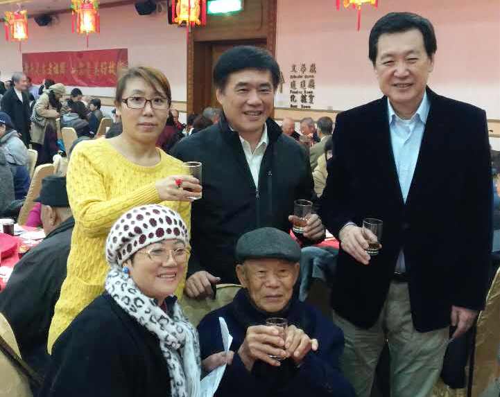 臺灣山東同鄉(xiāng)會春節(jié)團拜暨聯(lián)誼餐會在臺北隆重舉行 臺灣山東同鄉(xiāng)會春節(jié)團拜暨聯(lián)誼餐會在臺北隆重舉行