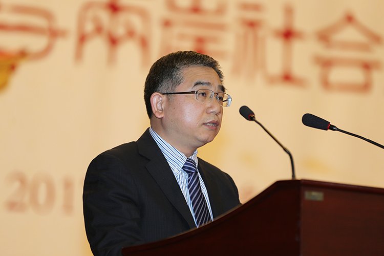 �Ї������h����ϯ��(zh��n)�����o ɽ�|��W��У�L���������o