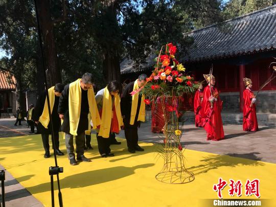 ���Ժ��{�ɰ������������ʿ��������ʥ�Ȏ������񾴫I(xi��n)���@���������Ϲ��Y