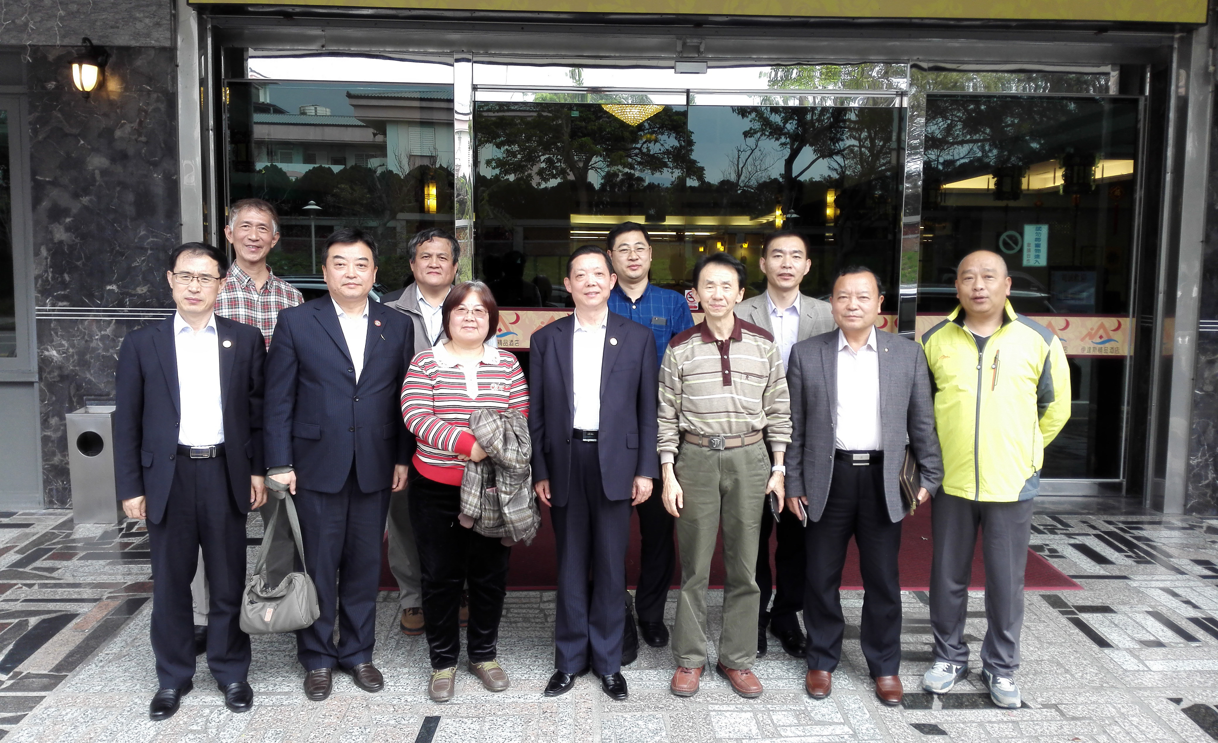 ��3��28����ʡ�_(t��i)�k��������ʡ�_(t��i)��(li��n)�x��(hu��)��(hu��)�L(zh��ng)������һ���c��ɏ�hɽ�|ͬ�l(xi��ng)��(hu��)��Մ����