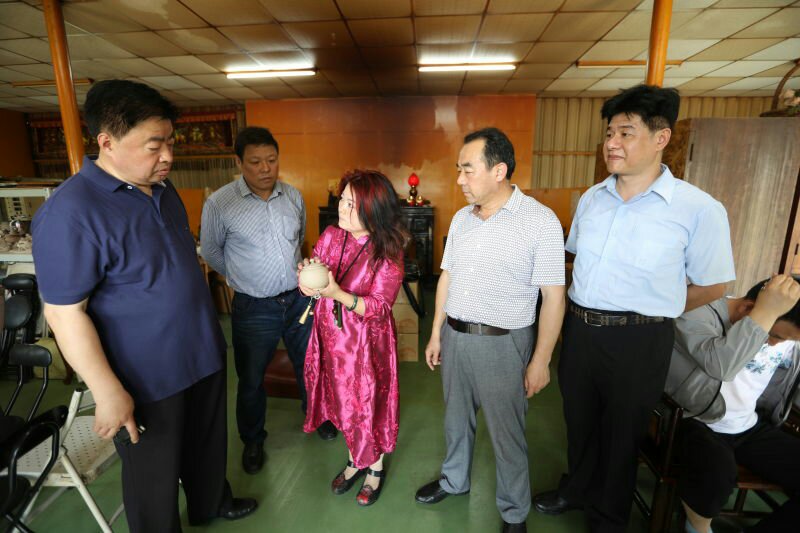 淄博市政協(xié)副主席徐培棟率文創(chuàng)考察團(tuán)赴臺(tái)交流成果豐碩 淄博市政協(xié)副主席徐培棟率文創(chuàng)考察團(tuán)赴臺(tái)交流成果豐碩