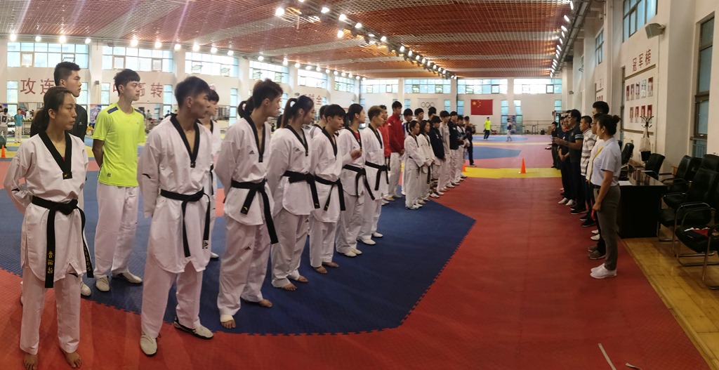 魯臺跆拳道訓(xùn)練友誼賽在山東濟南舉行 魯臺跆拳道訓(xùn)練友誼賽在山東濟南舉行
