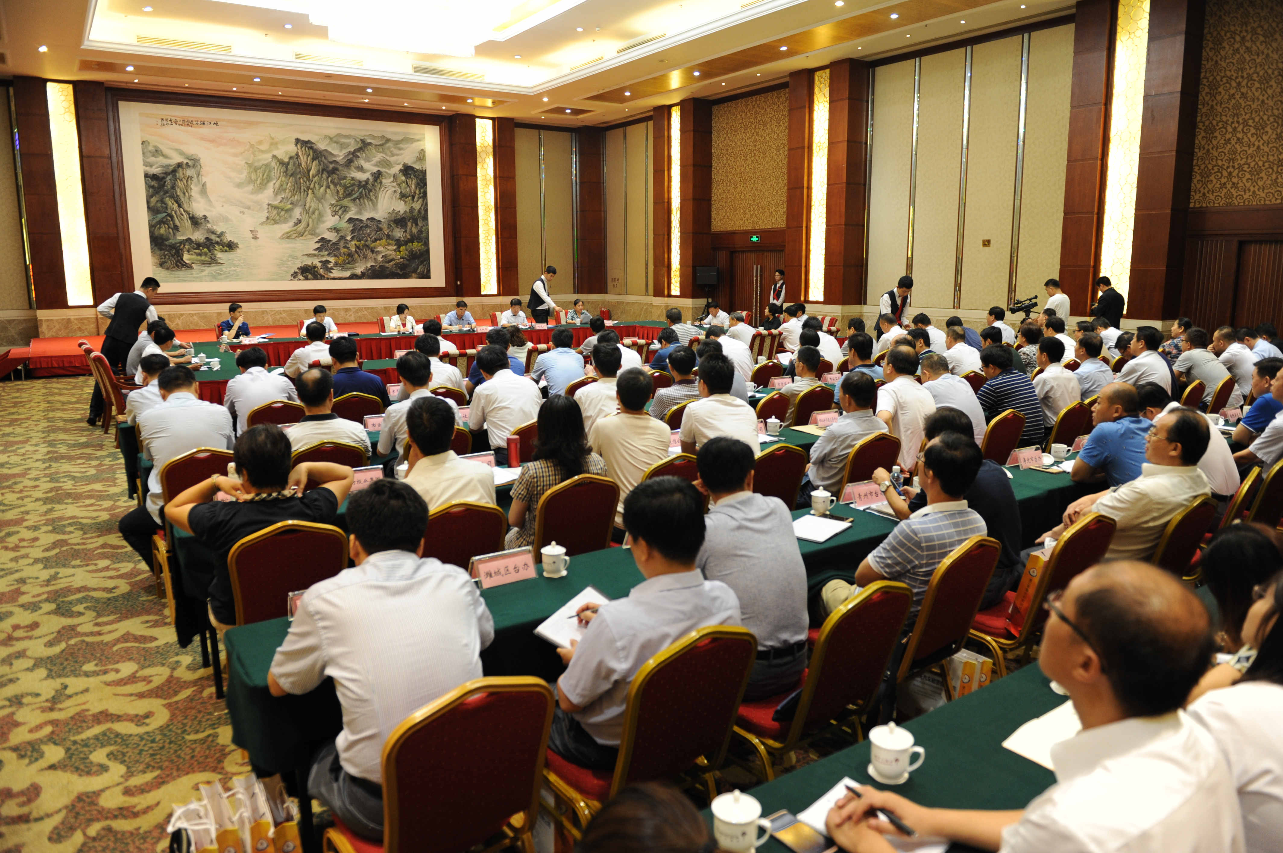 濰坊市調(diào)度第23屆魯臺(tái)會(huì)籌備工作 濰坊市調(diào)度第23屆魯臺(tái)會(huì)籌備工作