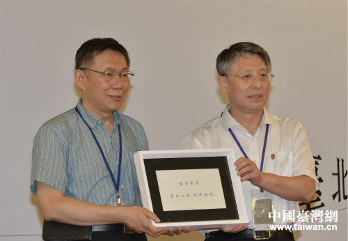 �Ϻ������L(zh��ng)����ɳ�����c�_(t��i)�������L(zh��ng)�����ܹ�ͬ��ϯՓ��