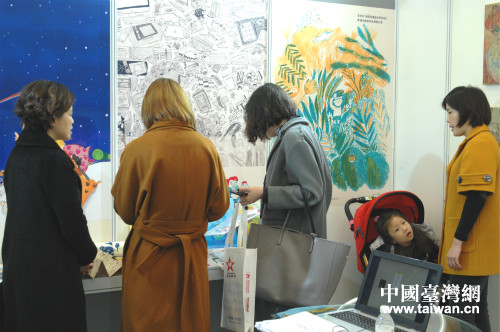 參觀者絡繹不絕 參觀者絡繹不絕