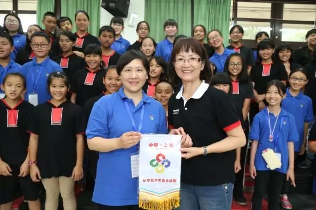 上海長寧區(qū)少年宮合唱團(tuán)師生代表團(tuán)赴臺交流 上海長寧區(qū)少年宮合唱團(tuán)師生代表團(tuán)赴臺交流